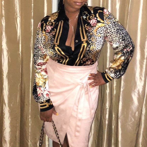 Vintage Rose Gold Top - Picture 3 of 3